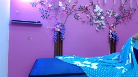 barbi online show from April 3, 2026, 7:12 pm