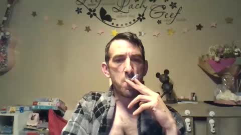 SkinnyBigCock2 online show from April 18, 2026, 3:32 am
