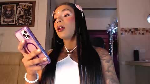 jesica online show from December 14, 2025, 5:24 am