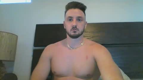 skinnyguylongdick1 online show from January 19, 2025, 12:28 am
