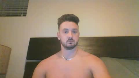 skinnyguylongdick1 online show from February 12, 2025, 4:44 am