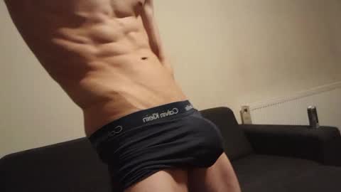 skinnyguywithbigd online show from November 23, 2025, 12:05 pm