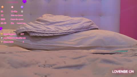 Karla  online show from February 7, 2025, 9:05 am