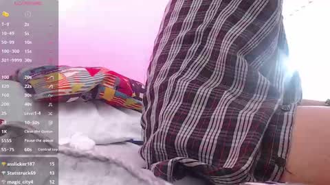 Karla  online show from February 22, 2025, 9:34 am