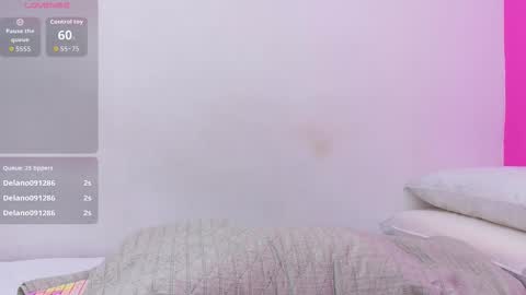 Snapshot of skinnyneighbour_ chatting on March 3, 2026, 5:02 am Karla online show from March 3, 2026, 5:02 am