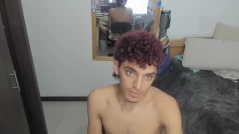 skinnypipe15 online show from November 16, 2025, 5:13 am