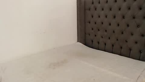 skinnytrans69 online show from October 5, 2025, 6:56 am