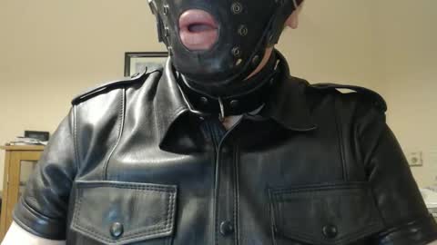 Snapshot of sklave_ol chatting on December 14, 2025, 7:47 am sklave_ol online show from December 14, 2025, 7:47 am