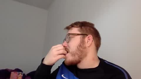 sklave_s online show from October 27, 2025, 9:46 am