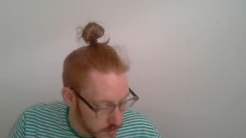 sklave_s online show from June 29, 2026, 7:47 am