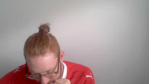 sklave_s online show from June 29, 2026, 11:54 am