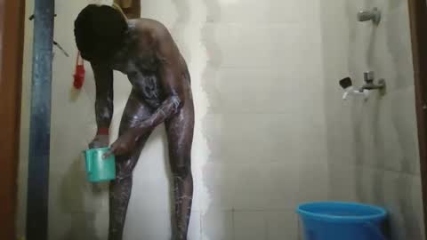 Snapshot of sklavepappu143 chatting on May 18, 2026, 4:18 am Indianslut1431 online show from May 18, 2026, 4:18 am