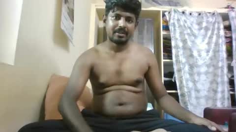 Snapshot of sklavepappu143 chatting on May 21, 2026, 8:43 am Indianslut1431 online show from May 21, 2026, 8:43 am