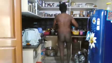 Snapshot of sklavepappu143 chatting on July 17, 2026, 7:37 am Indianslut1431 online show from July 17, 2026, 7:37 am
