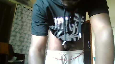 Snapshot of sklavepappu143 chatting on July 26, 2026, 9:27 am Indianslut1431 online show from July 26, 2026, 9:27 am