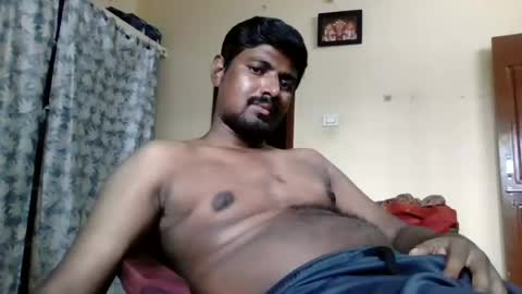 Snapshot of sklavepappu143 chatting on August 4, 2026, 4:04 am Indianslut1431 online show from August 4, 2026, 4:04 am