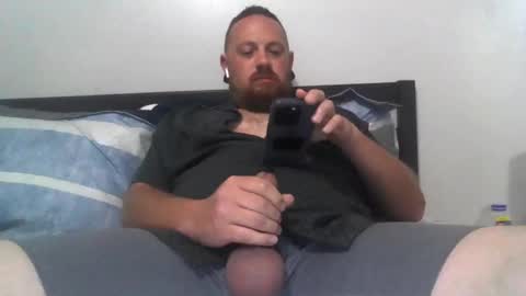 skram1987 online show from October 18, 2025, 12:35 am