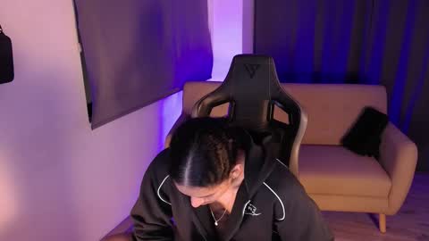 Liam Vokov online show from March 6, 2026, 6:10 am