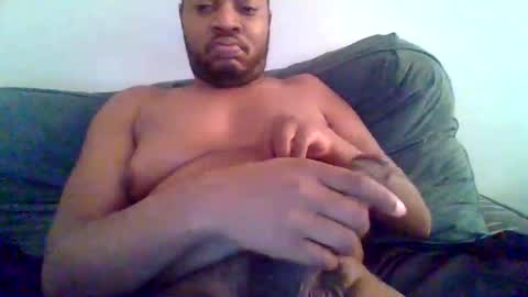 Snapshot of skulldaddy1 chatting on May 26, 2026, 12:17 am skulldaddy1 online show from May 26, 2026, 12:17 am