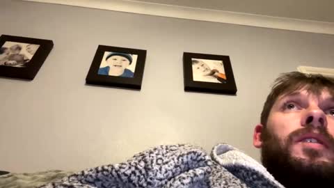 Snapshot of skuzzy25 chatting on January 4, 2025, 2:35 am skuzzy25 online show from January 4, 2025, 2:35 am