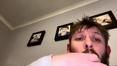 Snapshot of skuzzy25 chatting on January 7, 2025, 12:03 am skuzzy25 online show from January 7, 2025, 12:03 am