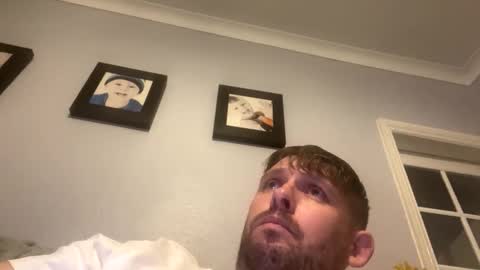 Snapshot of skuzzy25 chatting on November 4, 2025, 1:05 am skuzzy25 online show from November 4, 2025, 1:05 am