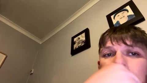 Snapshot of skuzzy25 chatting on November 18, 2025, 3:56 am skuzzy25 online show from November 18, 2025, 3:56 am