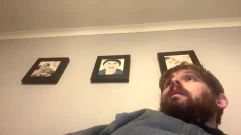 skuzzy25 online show from January 16, 2026, 3:43 am