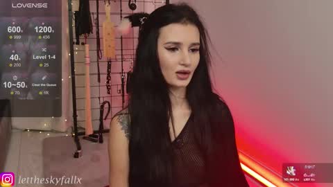 Eliza online show from October 6, 2025, 10:51 pm