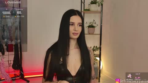 Snapshot of sky011fall chatting on May 15, 2026, 9:44 pm Eliza online show from May 15, 2026, 9:44 pm