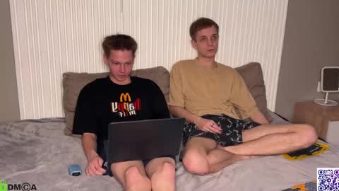 sky_hunter online show from October 18, 2025, 6:41 pm