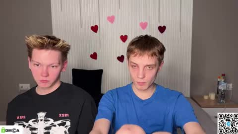 sky_hunter online show from March 8, 2026, 4:44 pm