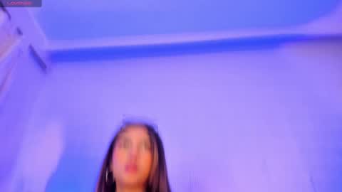 Snapshot of sky_rosee chatting on January 14, 2025, 5:45 pm Sky online show from January 14, 2025, 5:45 pm