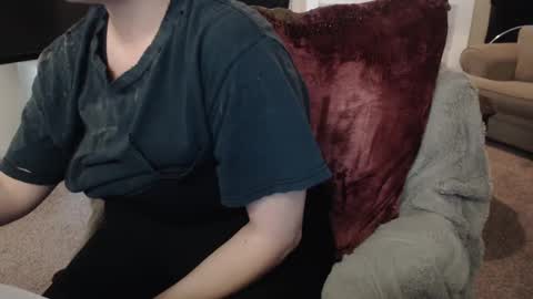 SKYLE   online show from September 27, 2025, 4:34 pm