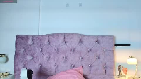 skye moore online show from October 18, 2025, 7:25 pm