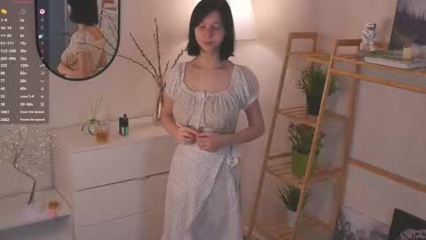 Melissa online show from November 11, 2025, 4:56 am