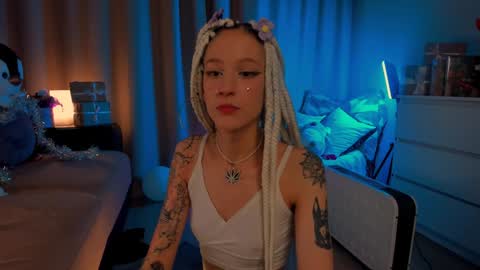    online show from December 17, 2024, 2:12 am