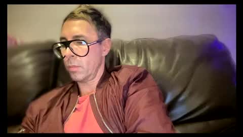 Snapshot of skyfly333 chatting on June 17, 2026, 3:57 pm IAN HARD online show from June 17, 2026, 3:57 pm
