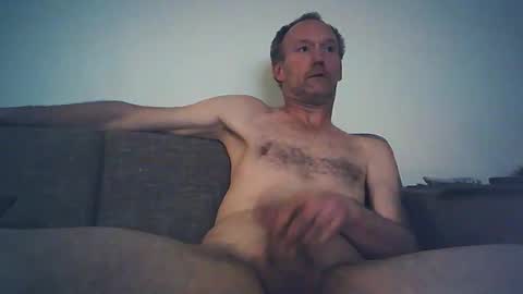 MadOteC online show from February 21, 2025, 5:13 am