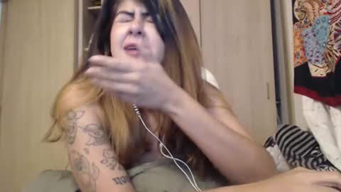 Skyler online show from February 10, 2025, 2:41 am