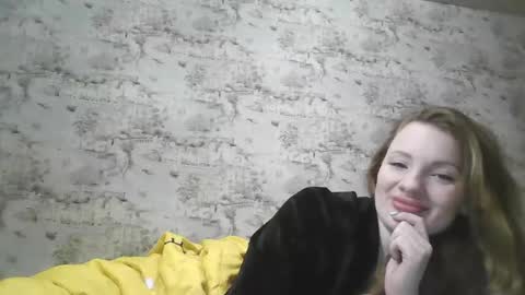 Snapshot of skyler_wans chatting on February 16, 2025, 12:41 am Skyler online show from February 16, 2025, 12:41 am