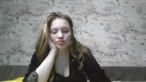 Snapshot of skyler_wans chatting on February 22, 2025, 3:58 pm Skyler online show from February 22, 2025, 3:58 pm