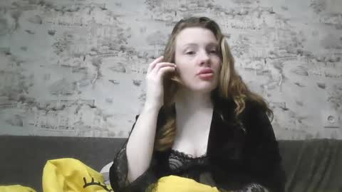 Snapshot of skyler_wans chatting on February 22, 2025, 9:37 pm Skyler online show from February 22, 2025, 9:37 pm