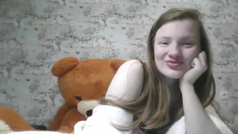 Snapshot of skyler_wans chatting on March 1, 2025, 5:27 pm Skyler online show from March 1, 2025, 5:27 pm