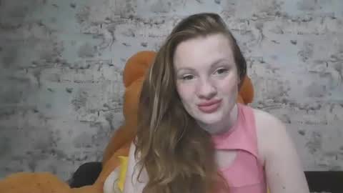 Snapshot of skyler_wans chatting on September 12, 2025, 3:45 pm Skyler online show from September 12, 2025, 3:45 pm