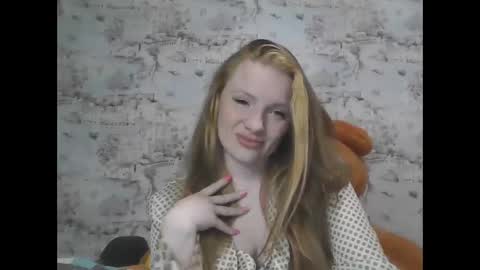 Snapshot of skyler_wans chatting on September 21, 2025, 7:04 pm Skyler online show from September 21, 2025, 7:04 pm