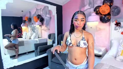 skylerbloom online show from October 31, 2025, 3:29 am