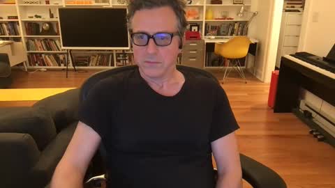 Skyline3371 online show from February 24, 2025, 7:44 am