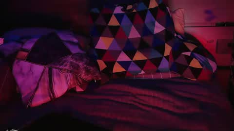 skyonetoo3 online show from February 9, 2025, 1:11 am