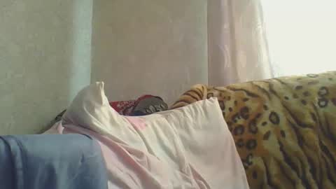 skyressie333 online show from March 26, 2026, 6:08 am